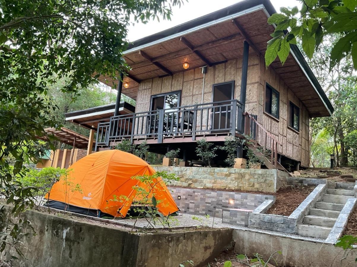 Bagac Native House With Beautiful Pool 빌라 외부 사진