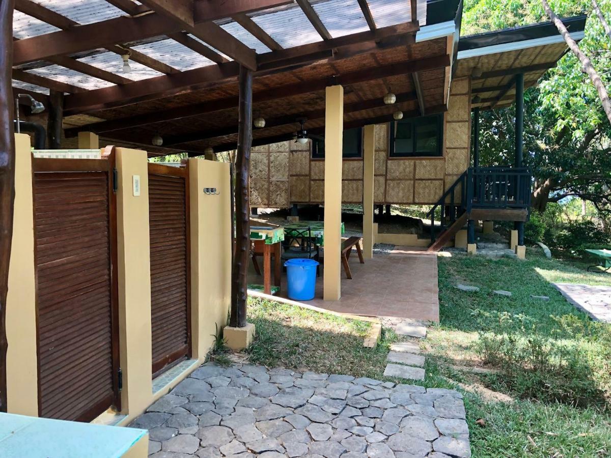 Bagac Native House With Beautiful Pool 빌라 외부 사진