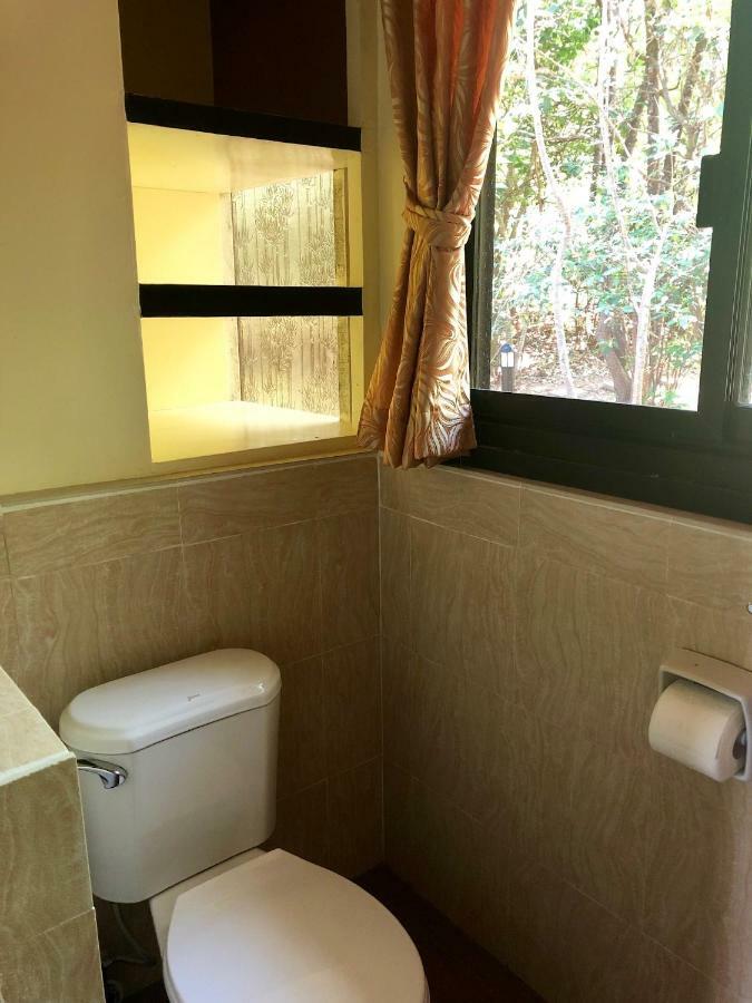 Bagac Native House With Beautiful Pool 빌라 외부 사진